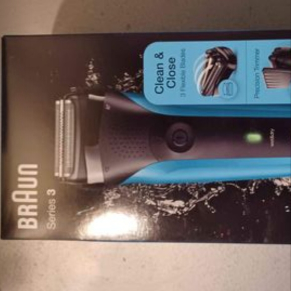 Men's shaver. BRAND NEW, UNOPENED. Braun Series 5 box set - Picture 2 of 2